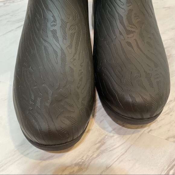 New Hunter Refined Black Coral Texture Tall Boot 9 - Picture 6 of 8